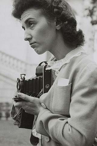Фотография Эстер Бабли