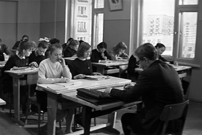 Фильм «Доживем до понедельника» | FEELLINI. Ваш проводник в мире кино.